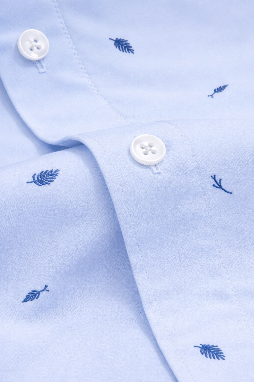 Range Shirt - Pale Blue w/ Leaves