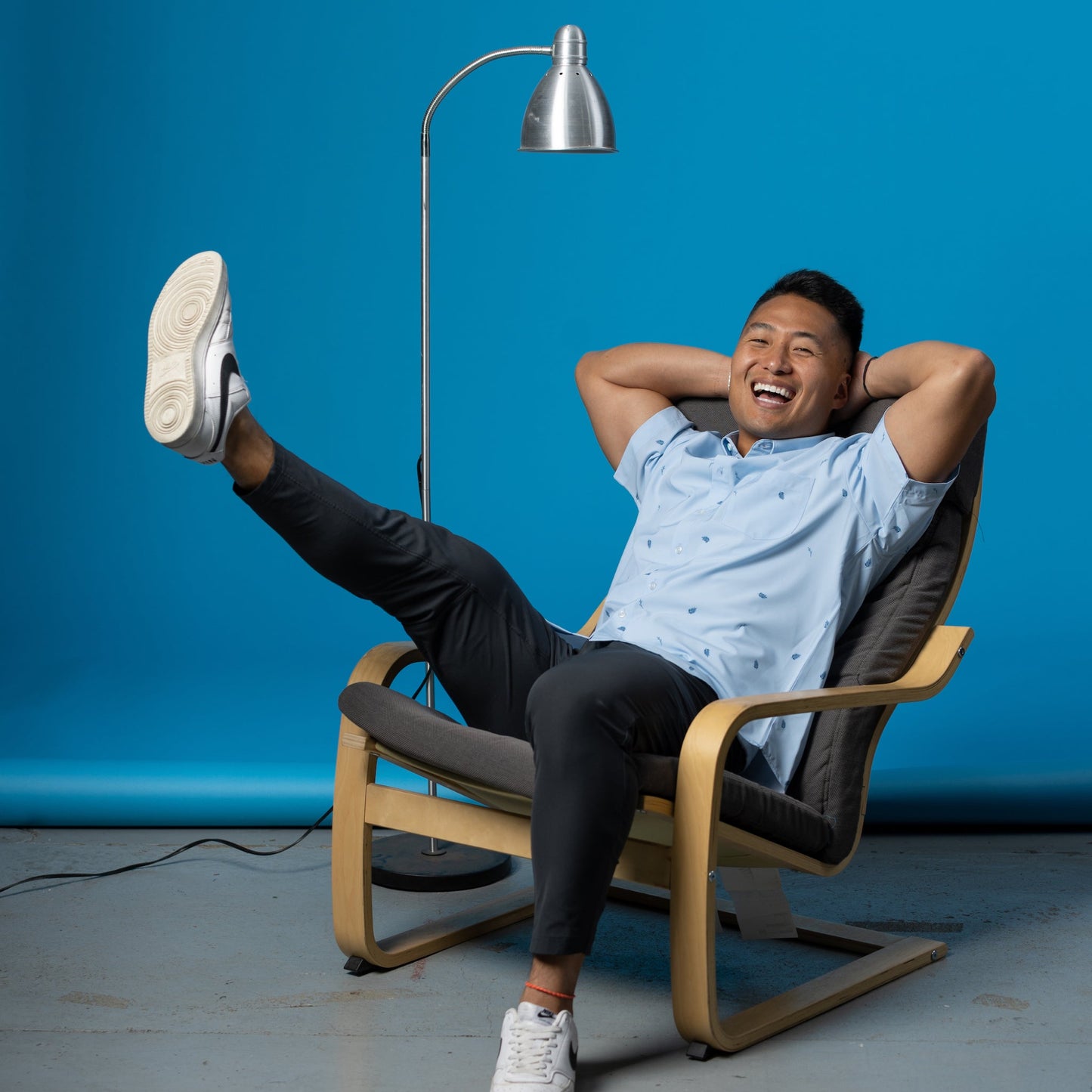 Range Shirt - Pale Blue w/ Leaves